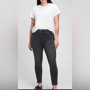 NWT GAP High Rise True Skinny Jeans 16/33r